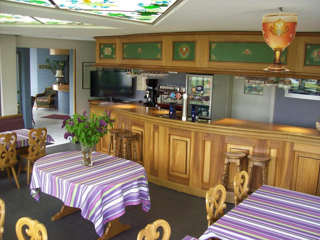Schweighouse-sur-Moder Hotel Restaurant La Tour Romaine - Haguenau - Strasbourg Nord מראה חיצוני תמונה