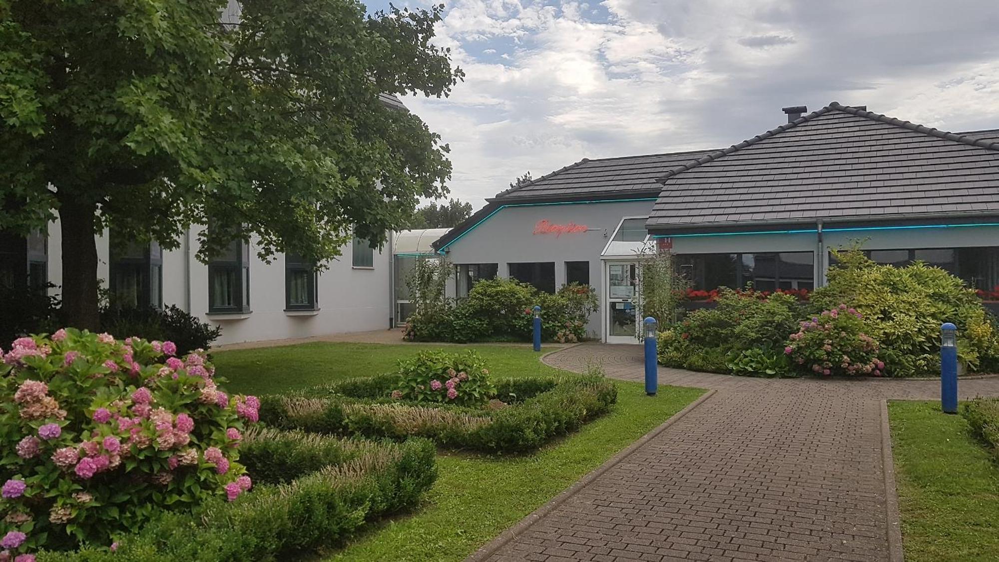 Schweighouse-sur-Moder Hotel Restaurant La Tour Romaine - Haguenau - Strasbourg Nord מראה חיצוני תמונה