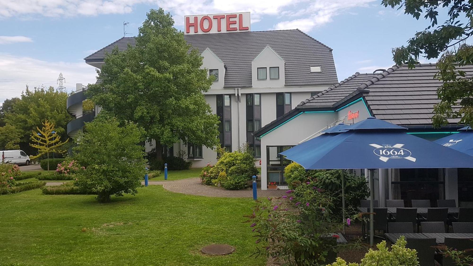 Schweighouse-sur-Moder Hotel Restaurant La Tour Romaine - Haguenau - Strasbourg Nord מראה חיצוני תמונה