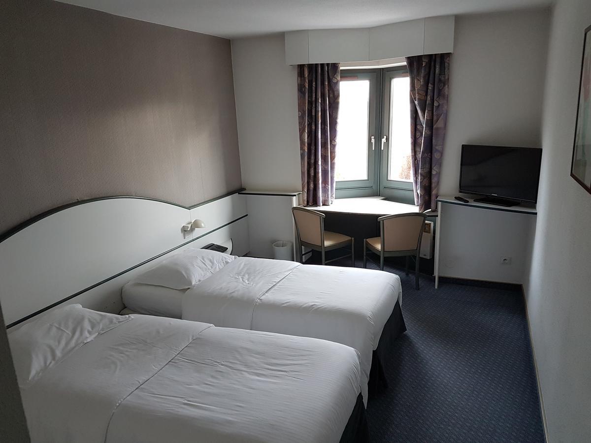 Schweighouse-sur-Moder Hotel Restaurant La Tour Romaine - Haguenau - Strasbourg Nord מראה חיצוני תמונה